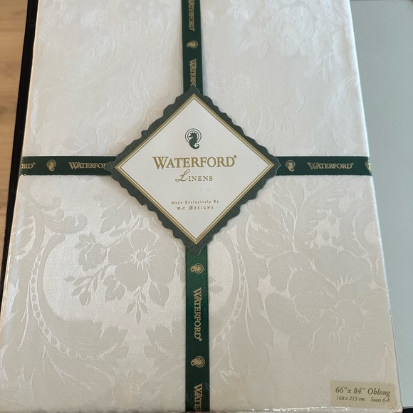 Waterford Pearl Damask Tablecloth 66x84- NWT - Picture 1 of 3